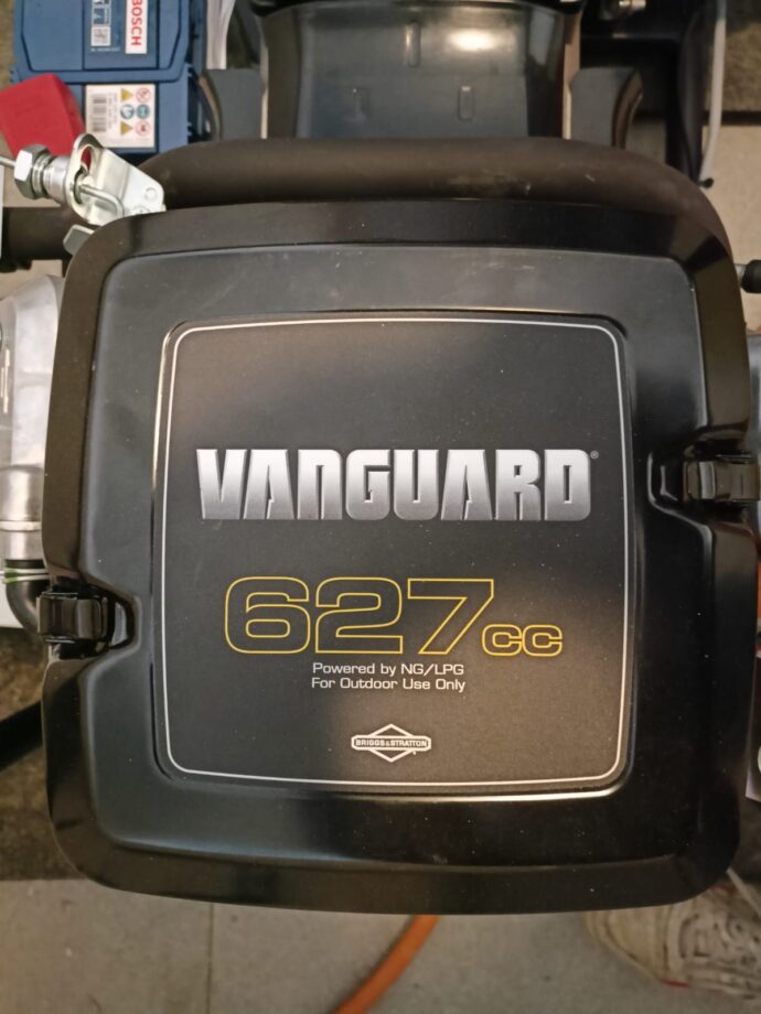 VANGUARD gas engine